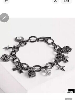 🆕️☠️ TORRID GOTHIC SKULL CHARM BRACELET☠️
